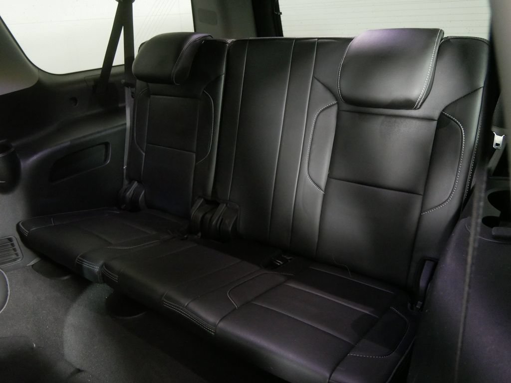Used 2020 GMC Yukon XL Denali w/ Denali Premium Package AWD/4WD image 19