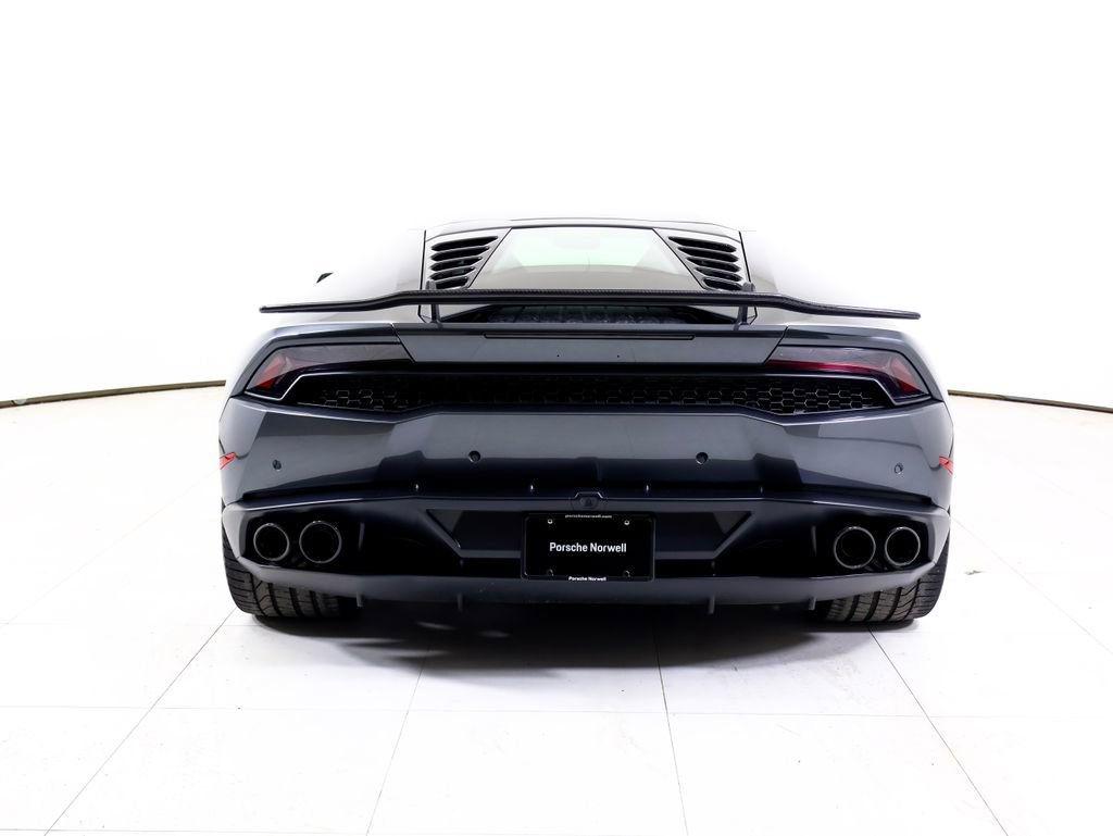 Used 2015 Lamborghini Huracan LP 610-4 image 32
