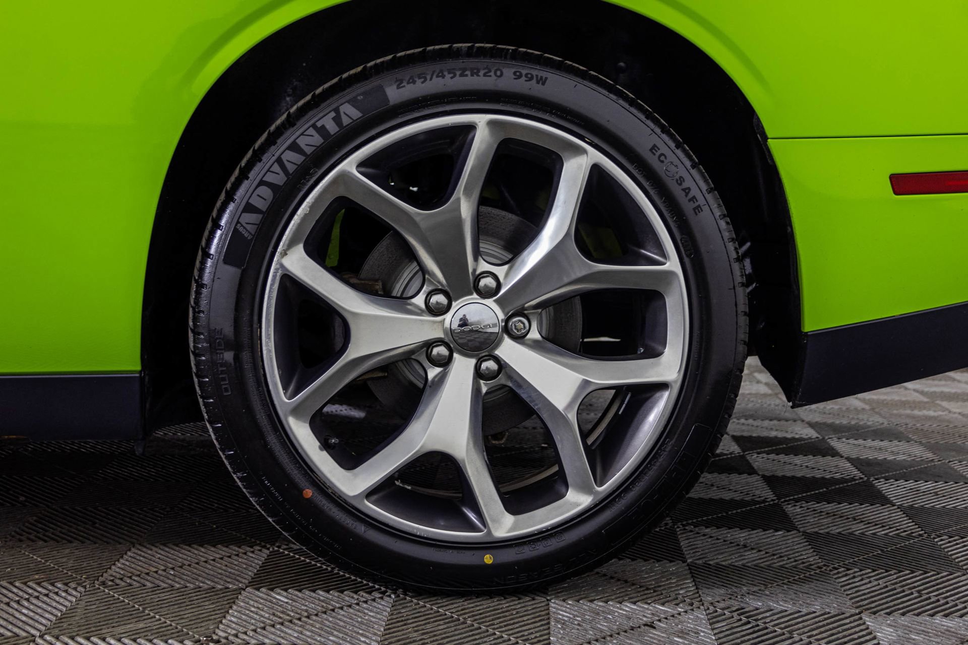 Used 2015 Dodge Challenger R/T Plus RWD image 47