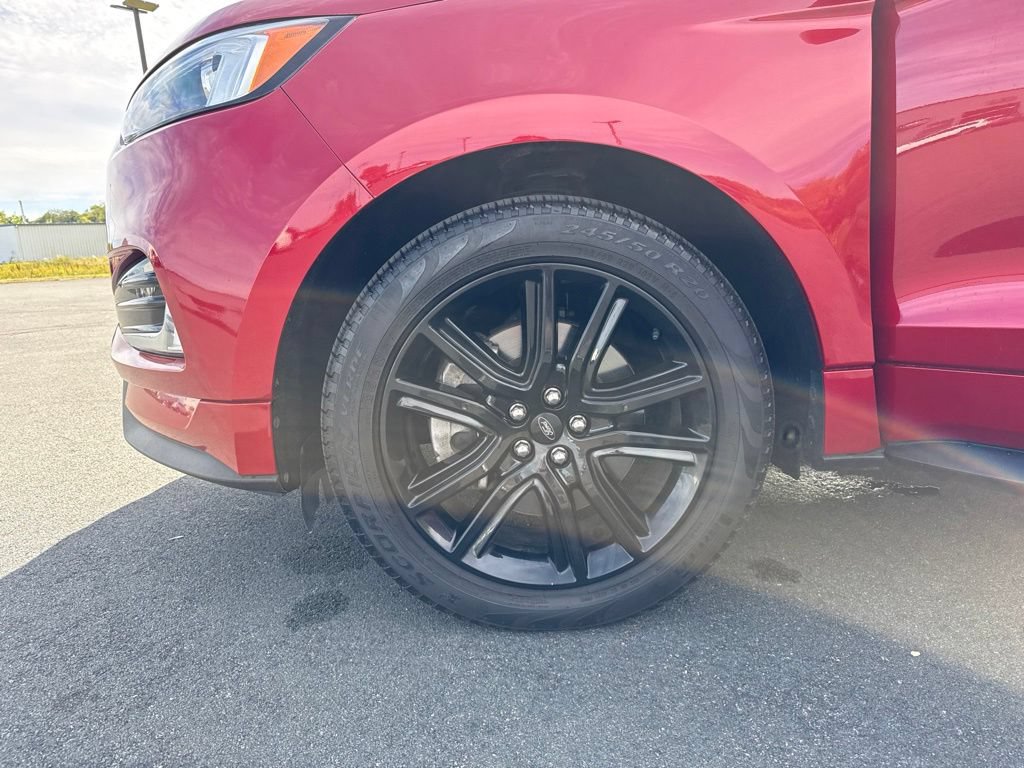 Used 2021 Ford Edge ST-Line AWD/4WD image 40