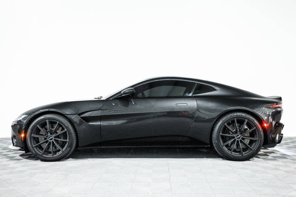 Used 2020 Aston Martin V8 Vantage Coupe image 14