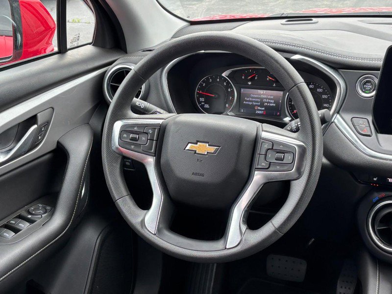 Used 2024 Chevrolet Blazer LT w/ Convenience Package image 12