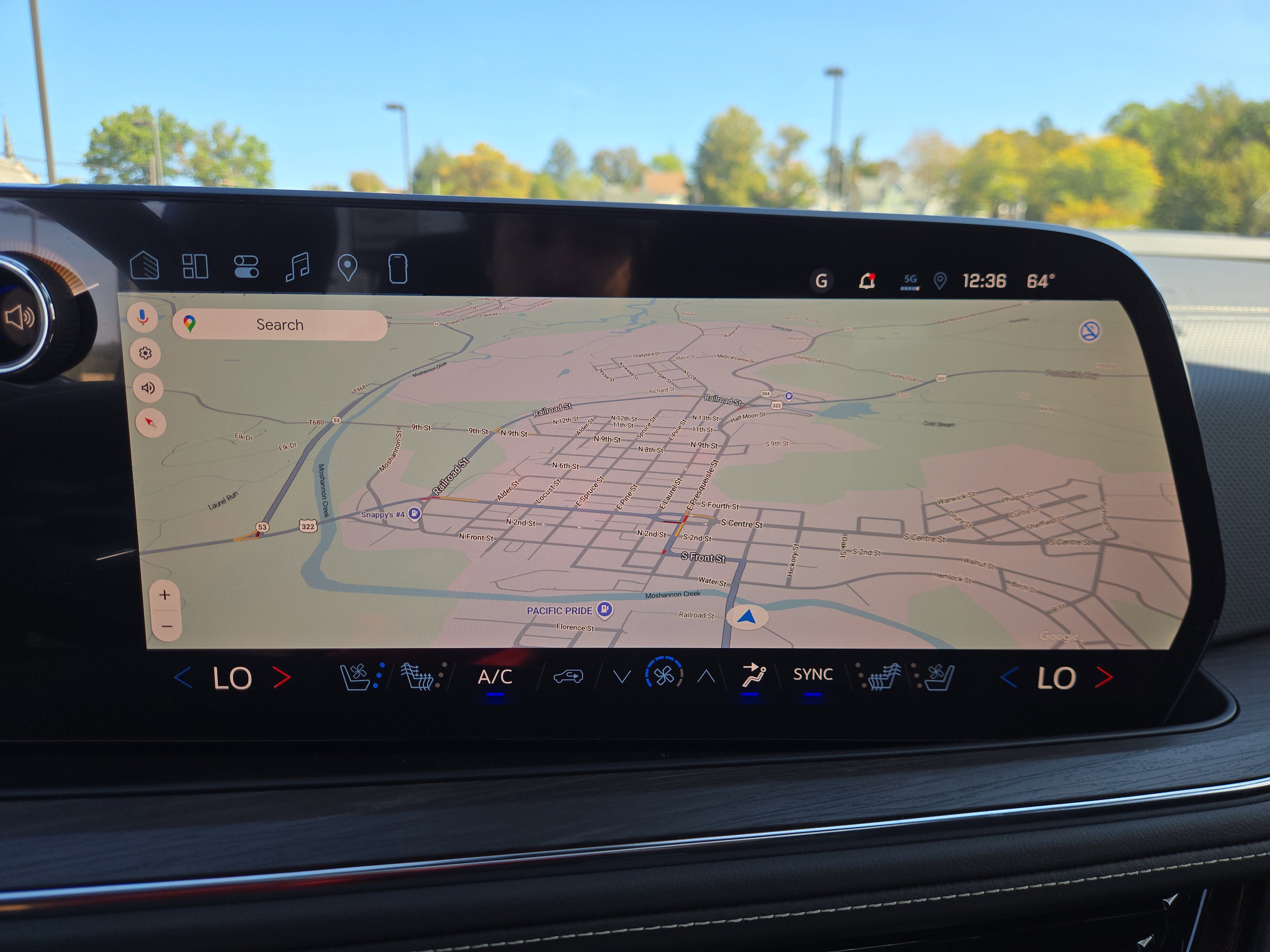 New 2026 Chevrolet Suburban Premier w/ Sun And Tow Package image 28