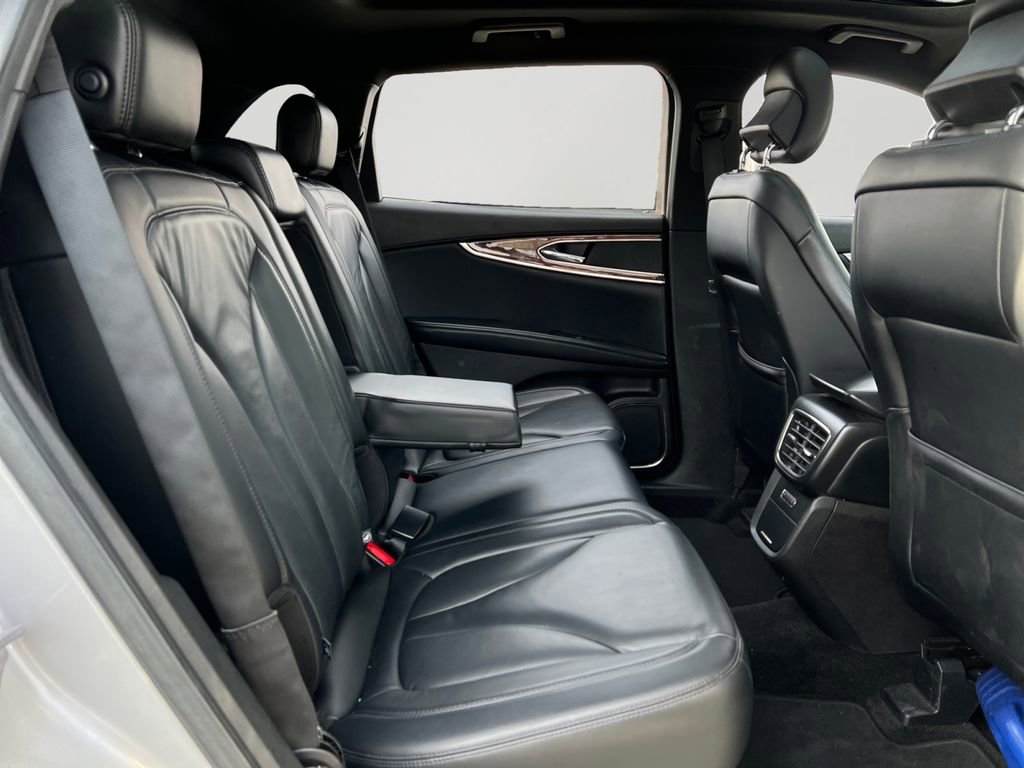 Used 2017 Lincoln MKX Select w/ Select Plus Package image 8