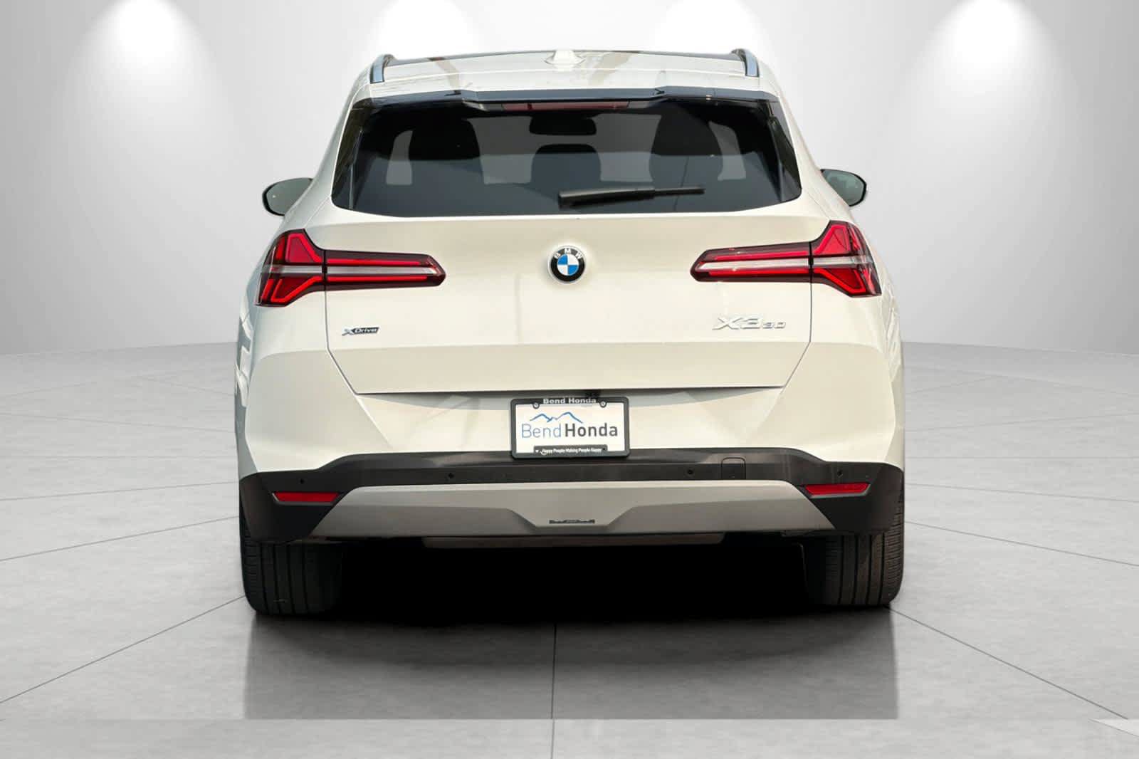 Used 2026 BMW X3 xDrive30i w/ Premium Package AWD/4WD image 7