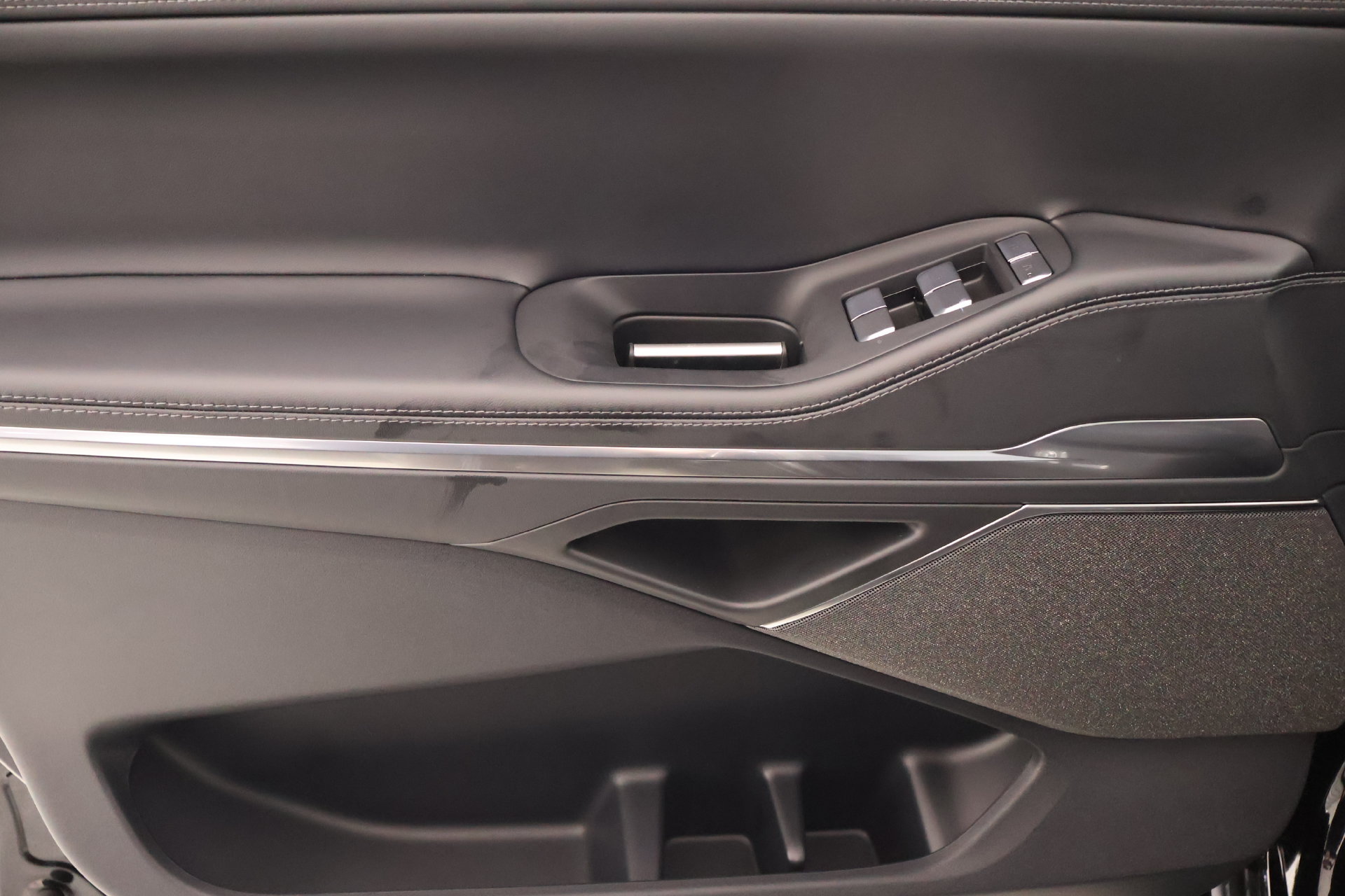 New 2027 Lincoln Navigator L Reserve AWD/4WD image 17