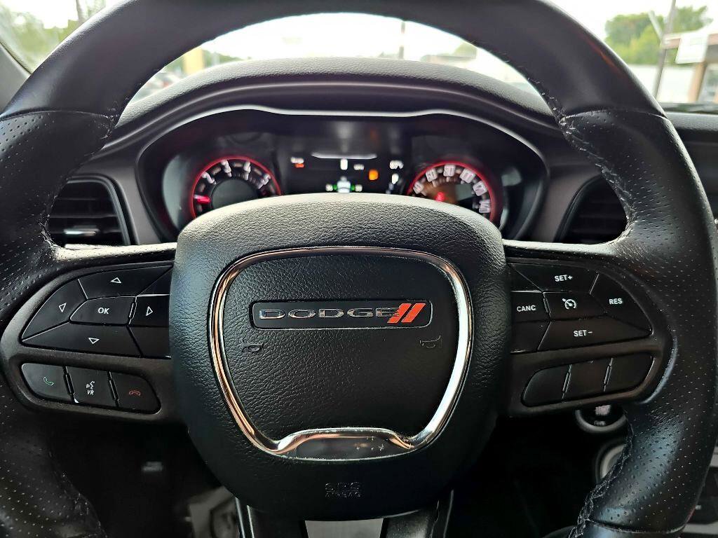 Used 2023 Dodge Challenger SXT w/ Blacktop Package image 20