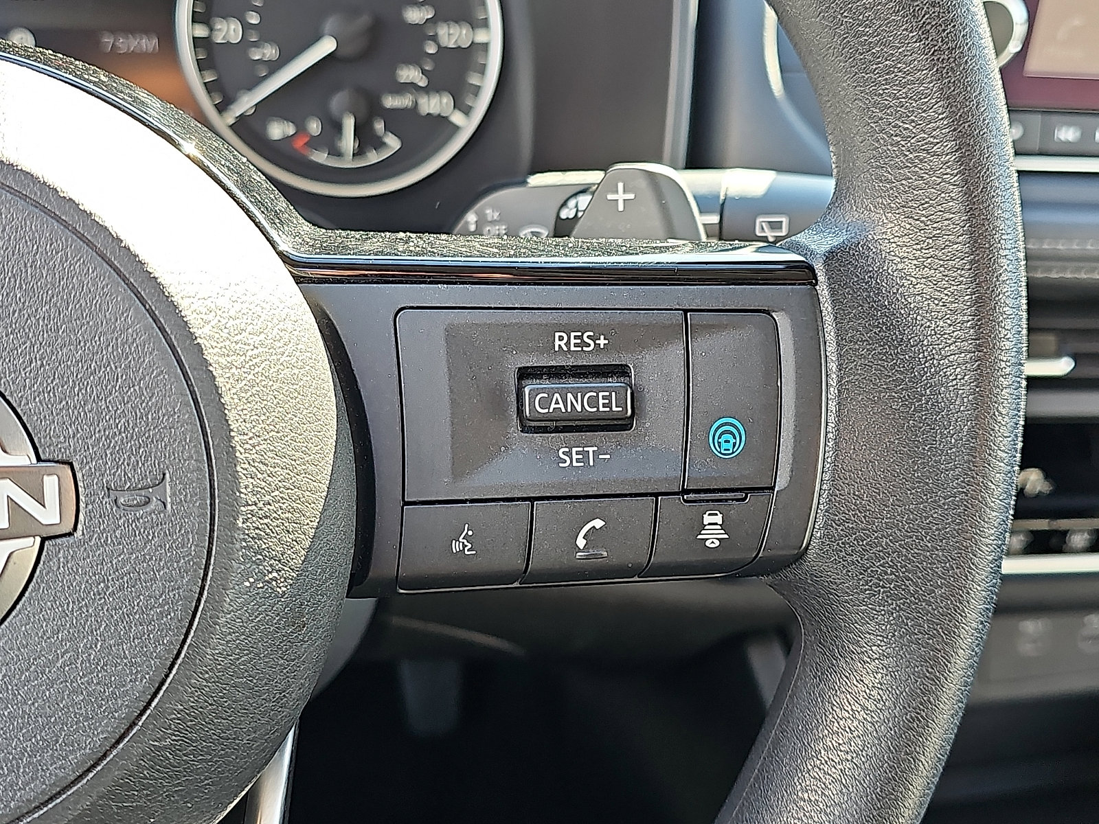 Certified 2023 Nissan Rogue SV image 22