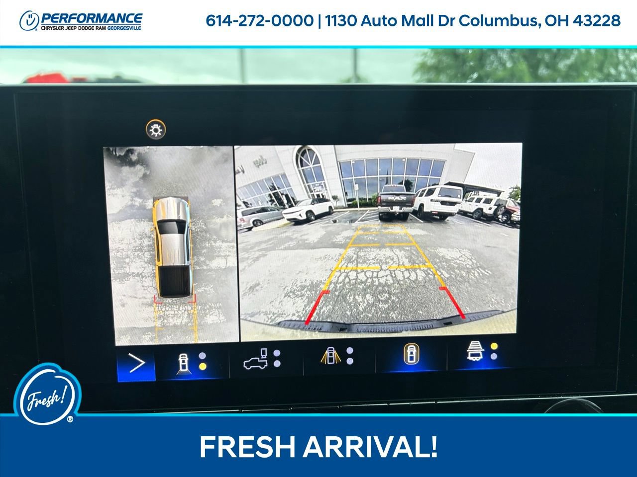 Used 2024 Chevrolet Colorado Trail Boss w/ Technology Package AWD/4WD image 23