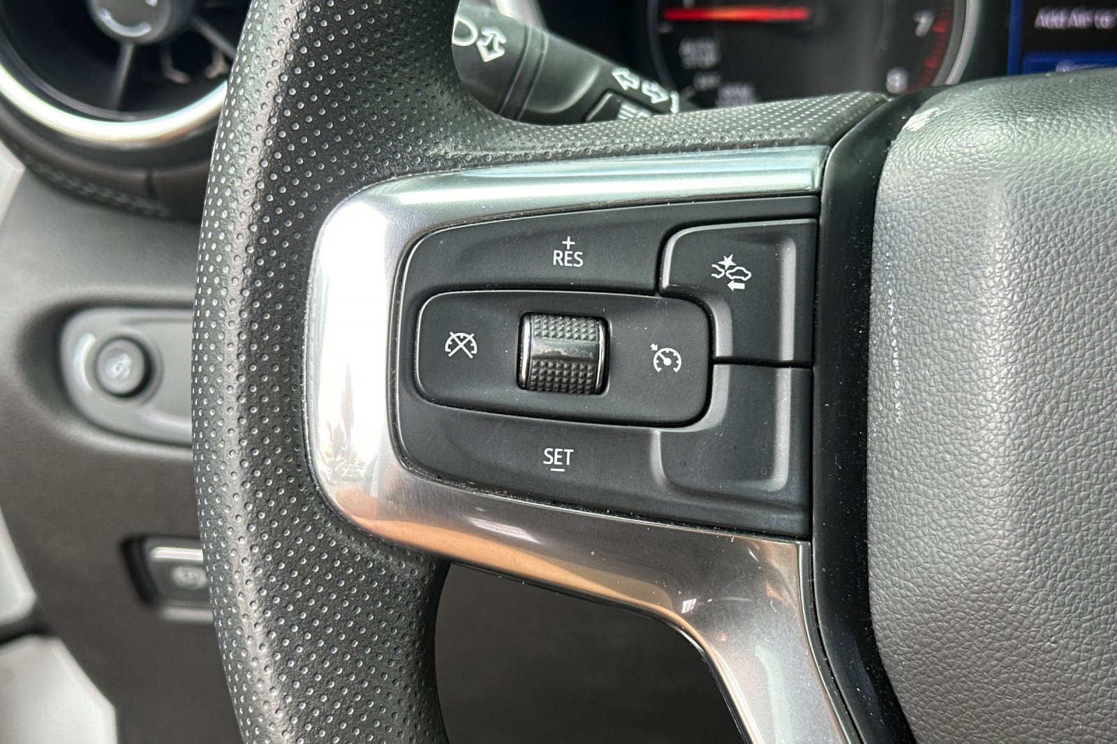 Used 2021 Chevrolet Blazer LT AWD/4WD image 35