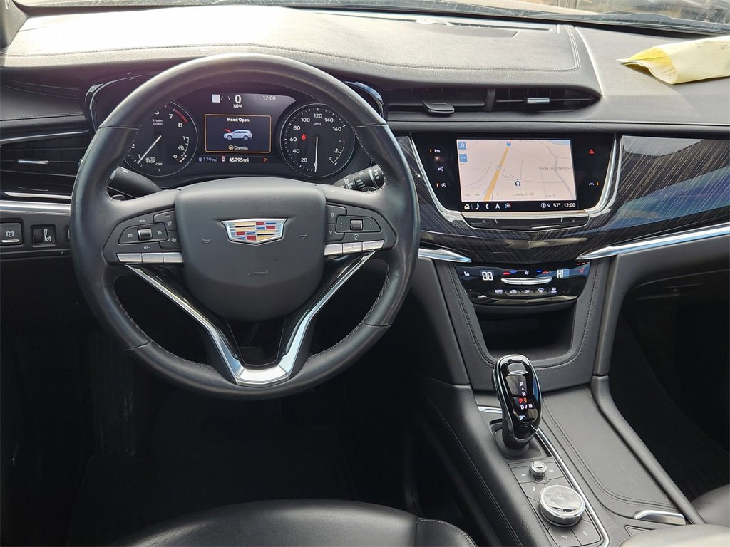 Used 2022 Cadillac XT6 Premium Luxury w/ Technology Package image 9