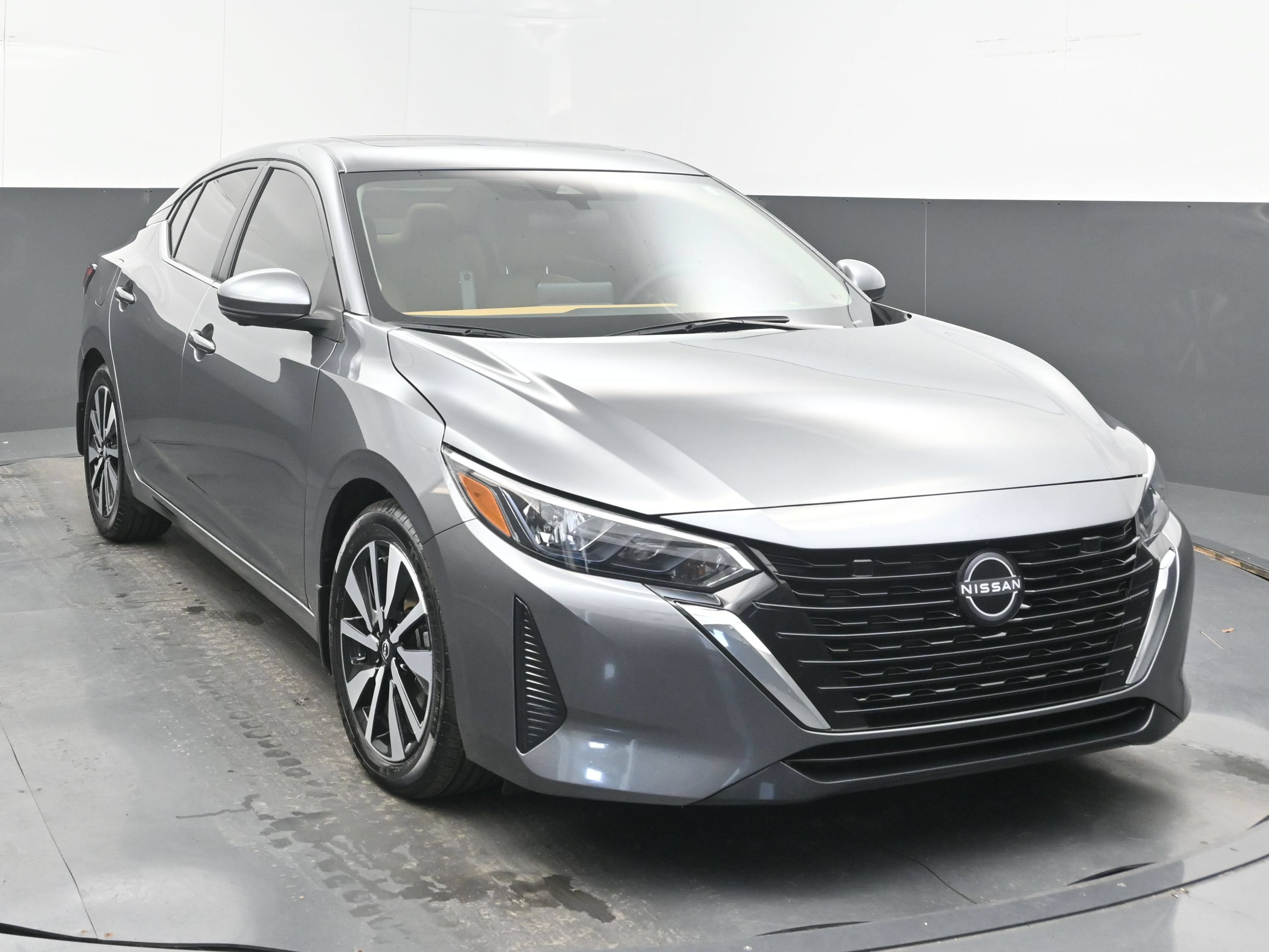 Certified 2024 Nissan Sentra SV w/ SV Premium Package FWD image 2