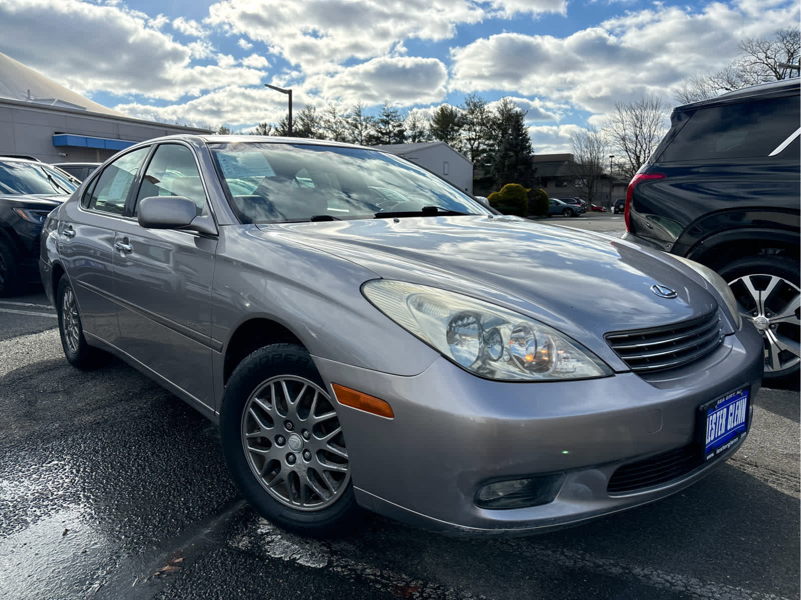 Used 2004 Lexus ES 330 image 2