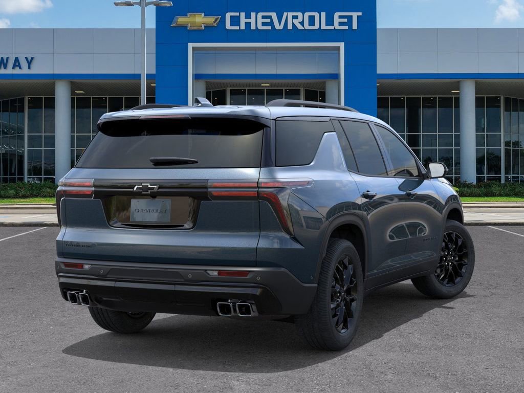 New 2026 Chevrolet Traverse LT w/ Midnight/Sport Edition FWD image 4