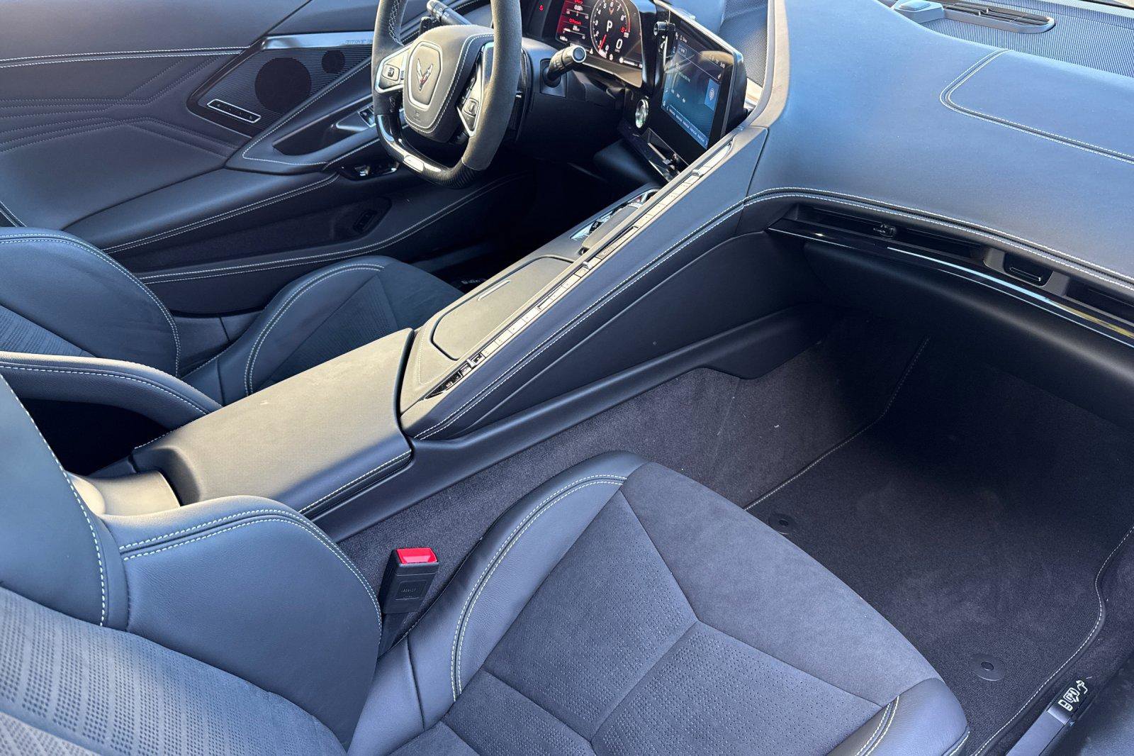 Used 2025 Chevrolet Corvette Z06 w/ Stealth Interior Trim Package image 16