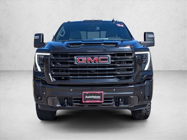 Used 2024 GMC Sierra 2500 SLT w/ SLT Premium Package image 2