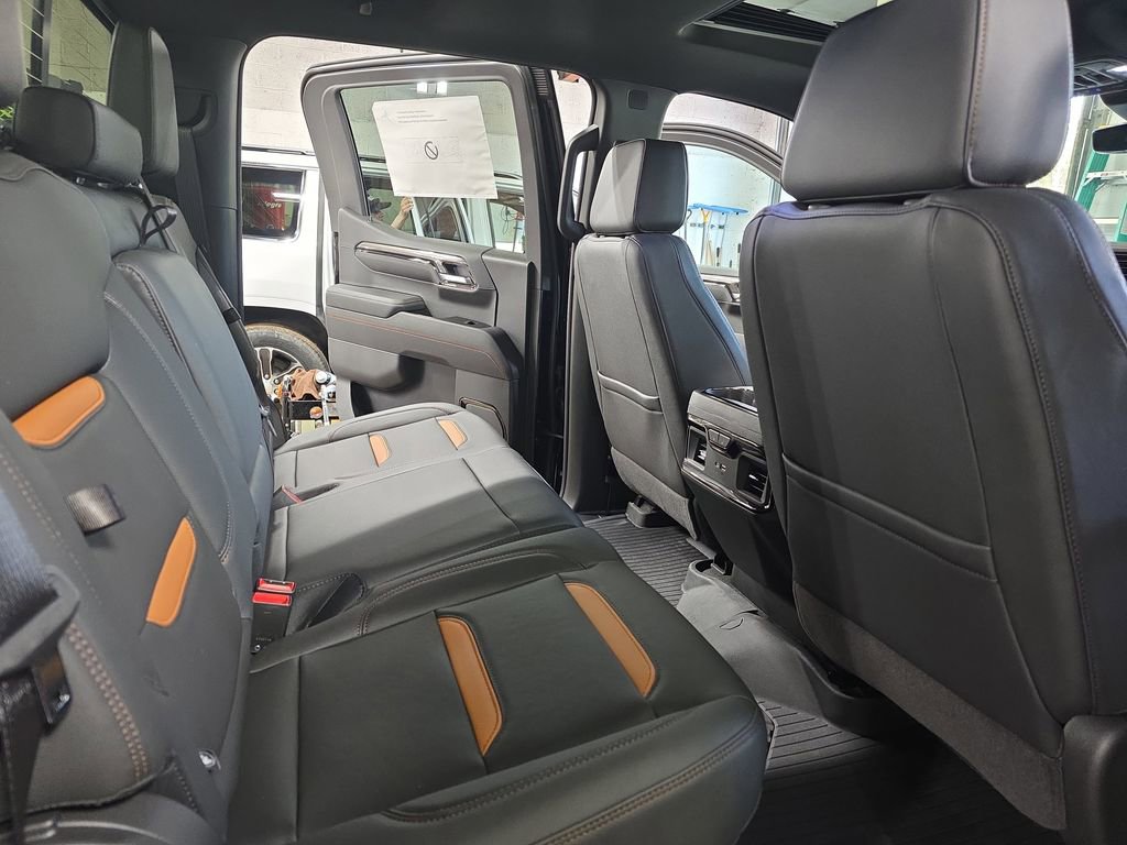 New 2026 GMC Sierra 1500 AT4 w/ AT4 Premium Package AWD/4WD image 11
