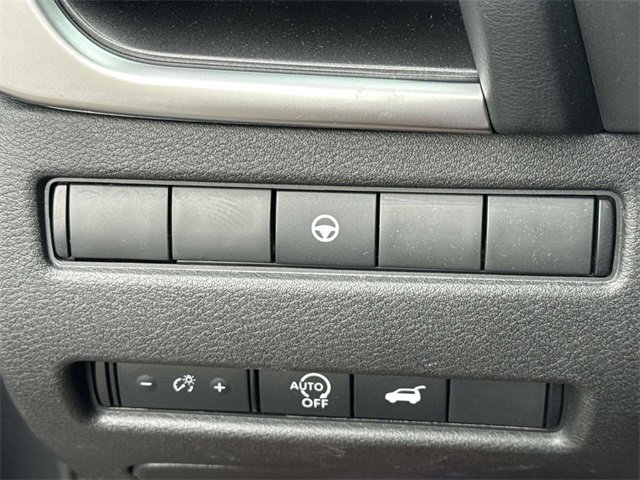 Certified 2024 Nissan Rogue SV image 22