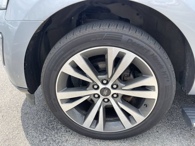 Used 2020 Ford Expedition Limited w/ Equipment Group 302A AWD/4WD image 10