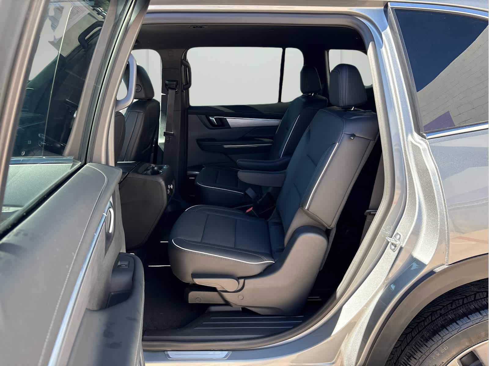Used 2026 Buick Enclave Preferred FWD image 12