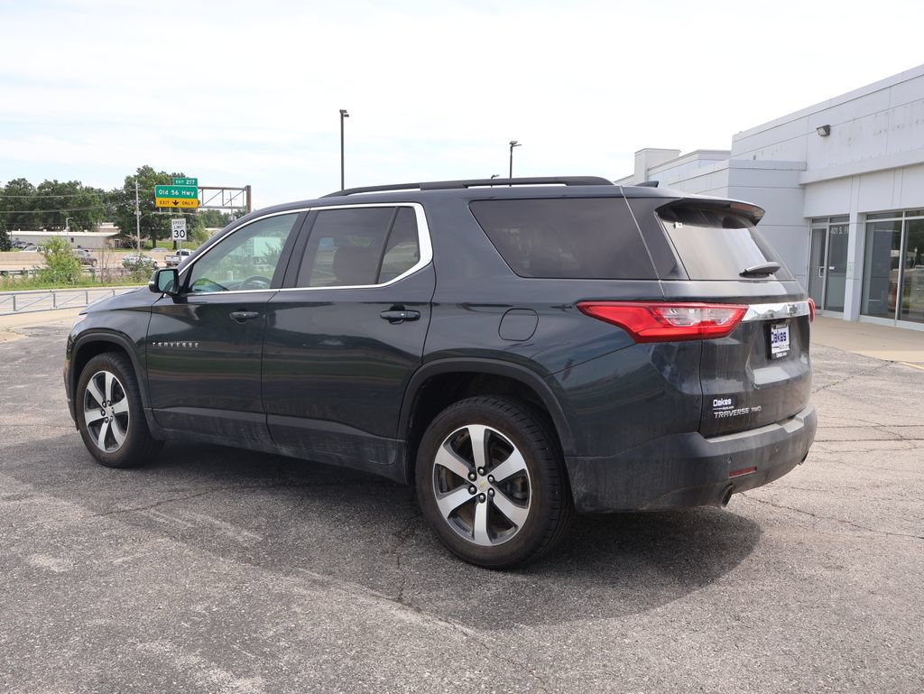 Used 2021 Chevrolet Traverse LT w/ LT Premium Package AWD/4WD image 10