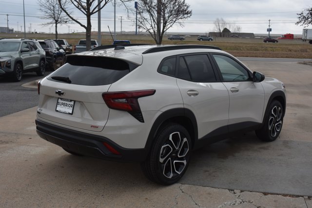 New 2026 Chevrolet Trax RS w/ Sunroof Package image 5