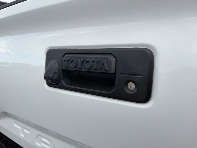 Used 2023 Toyota Tacoma SR5 w/ Technology Package AWD/4WD image 32