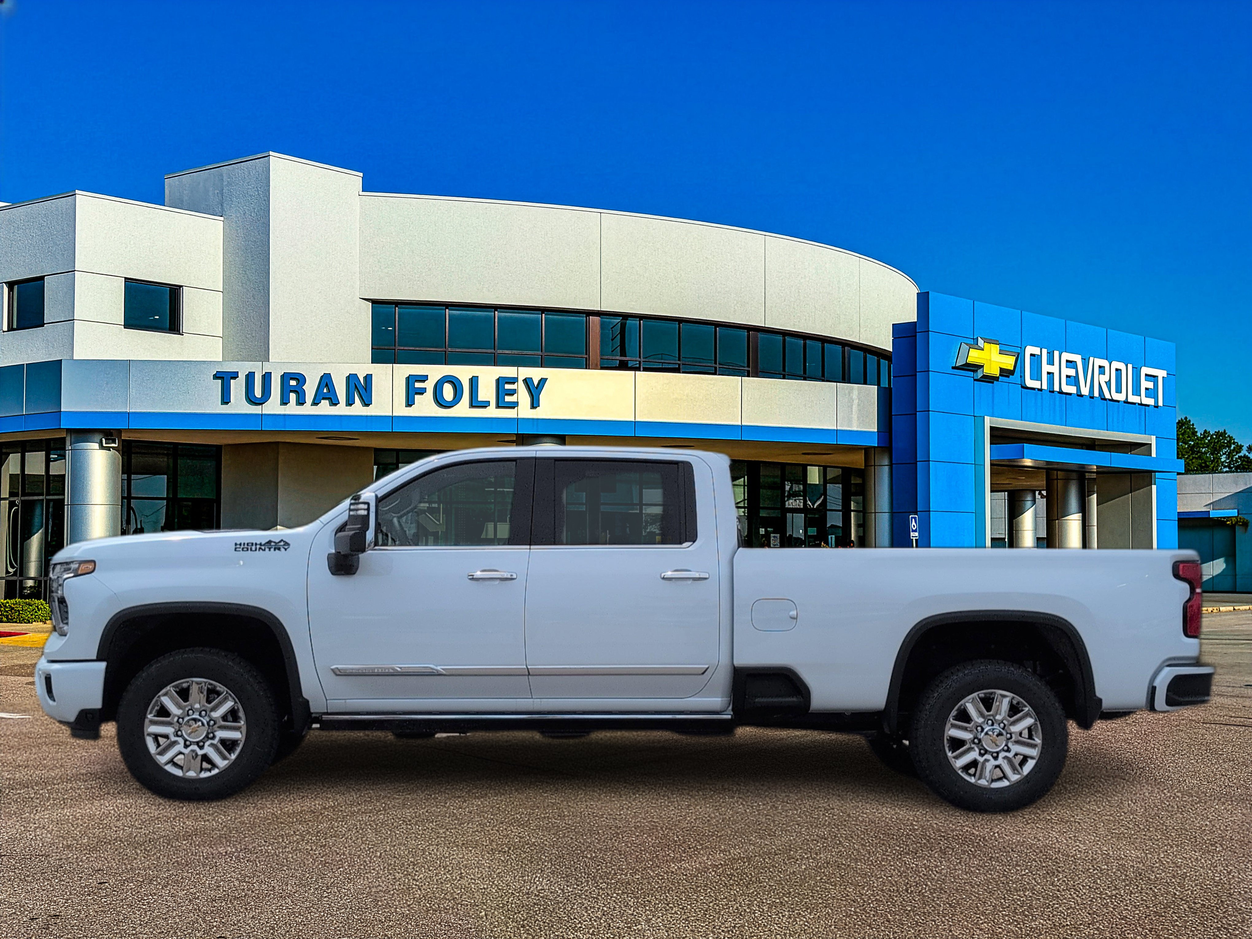 New 2026 Chevrolet Silverado 2500 High Country w/ High Country Premium Package AWD/4WD image 2
