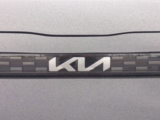 Certified 2025 Kia Soul GT-Line FWD image 10