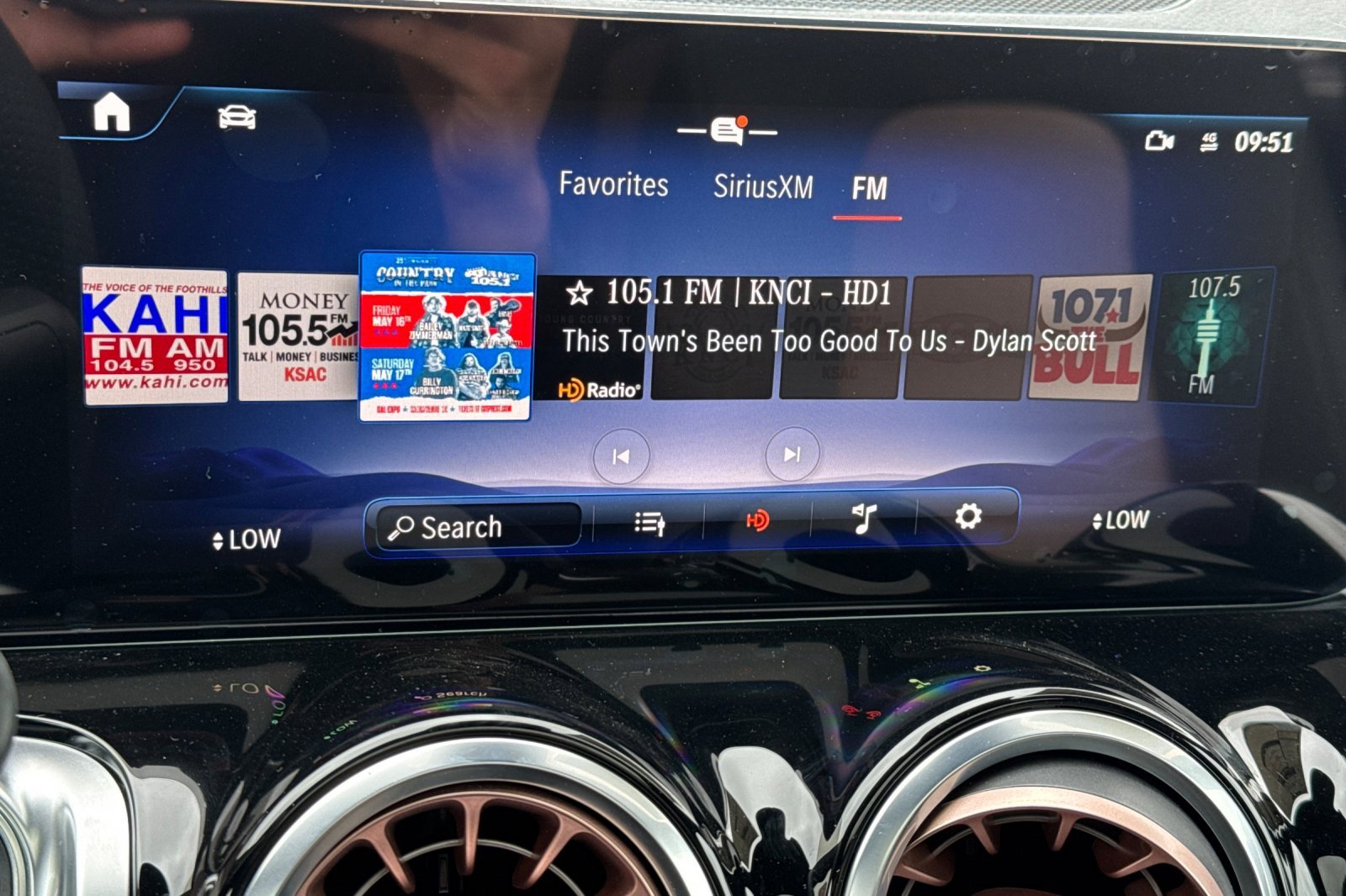 New 2025 Mercedes-Benz EQB 350 4MATIC SUV image 23