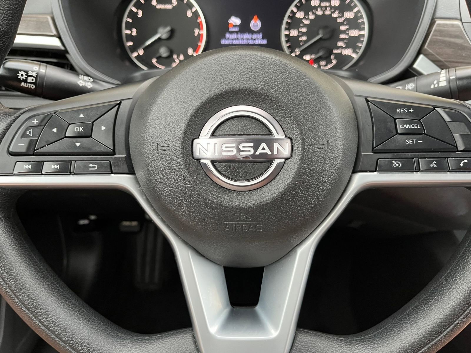 Used 2025 Nissan Altima 2.5 SV image 29