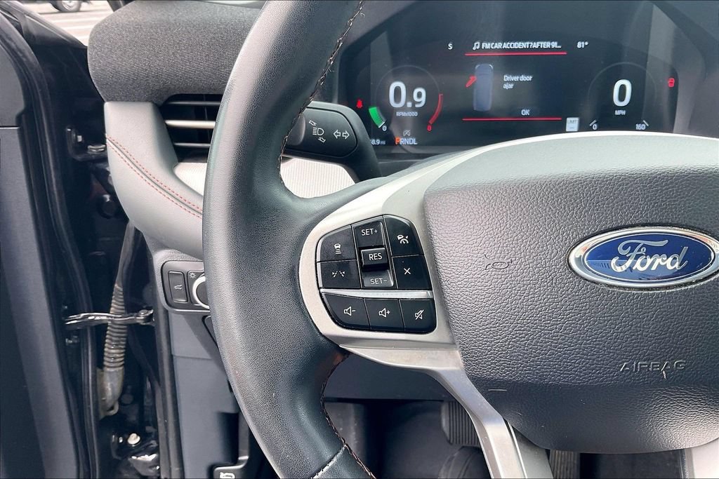 Certified 2025 Ford Explorer Active AWD/4WD image 18