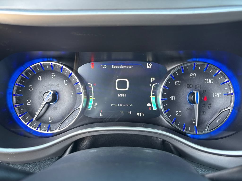 New 2027 Chrysler Pacifica Limited AWD/4WD image 29