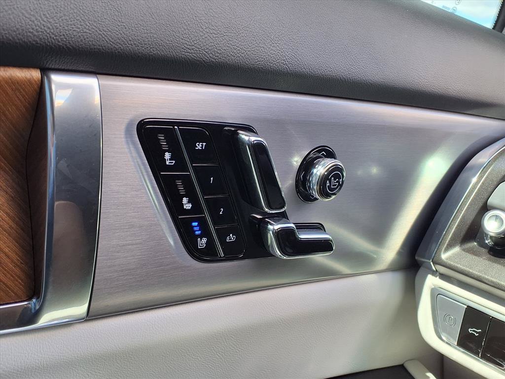 Certified 2026 Cadillac Vistiq Sport AWD/4WD image 29