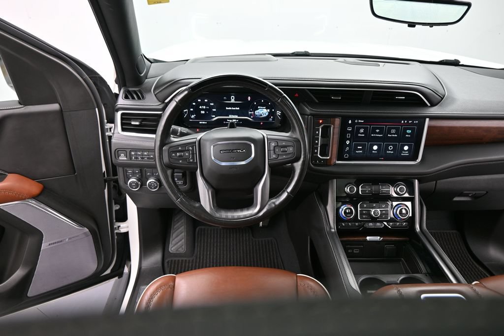 Used 2024 GMC Yukon Denali Ultimate AWD/4WD image 20