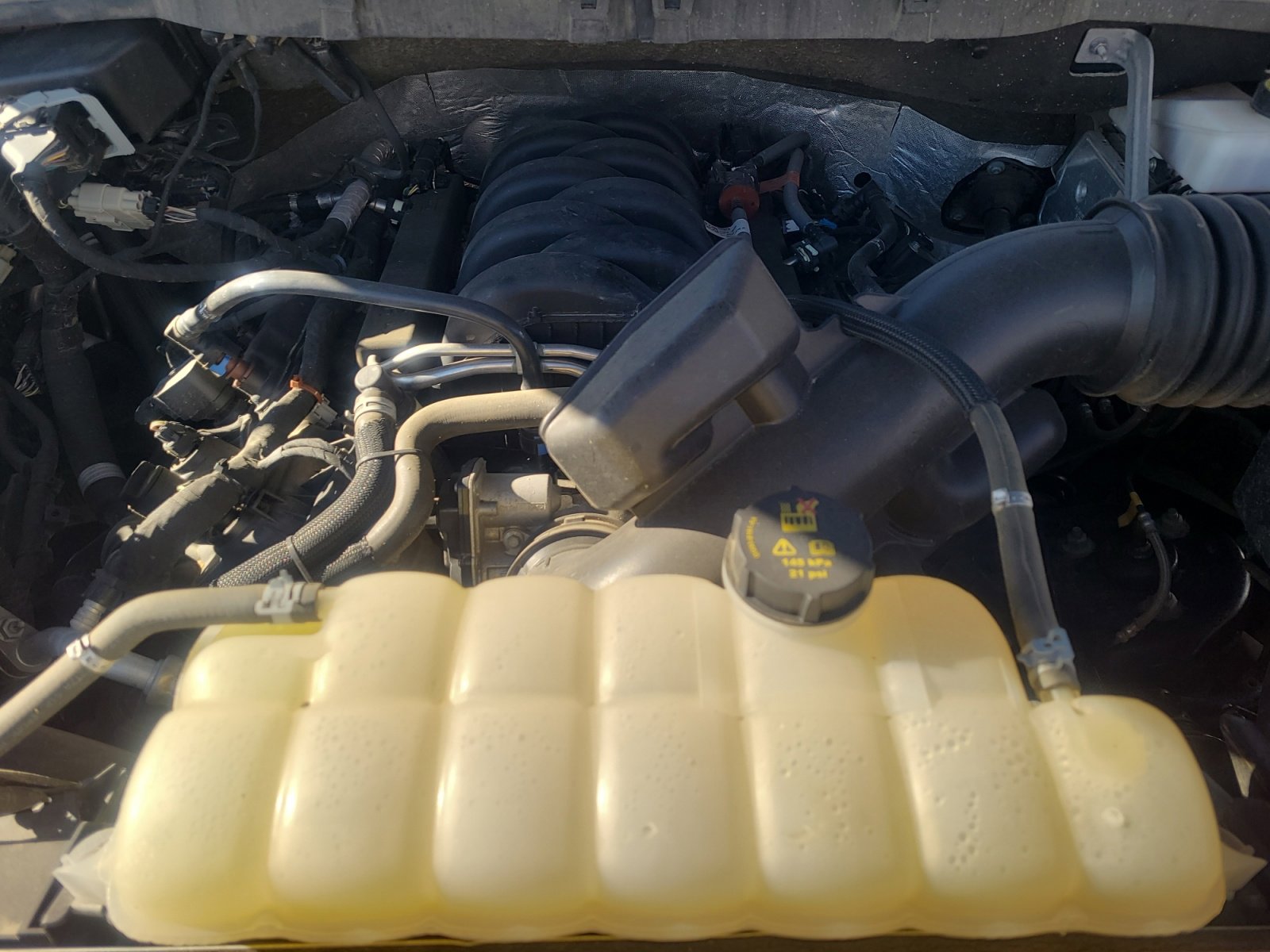 Certified 2022 Ford F150 Lariat w/ Equipment Group 502A High image 22