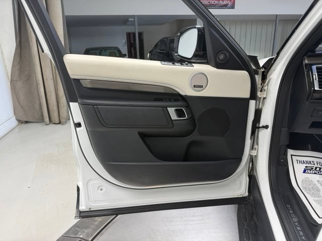 Used 2020 Land Rover Discovery HSE Luxury AWD/4WD image 39