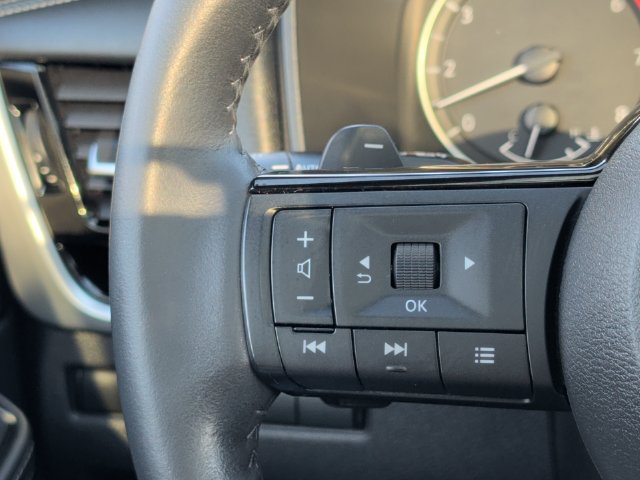 Certified 2023 Nissan Rogue SL AWD/4WD image 18