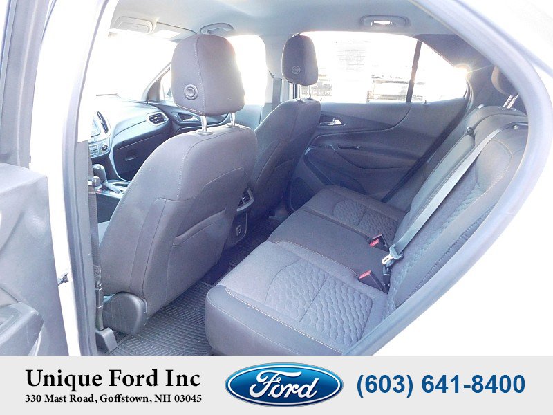 Used 2020 Chevrolet Equinox LT w/ Driver Convenience Package image 23