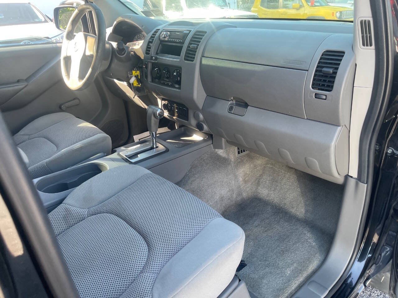 Used 2012 Nissan Frontier S AWD/4WD image 23