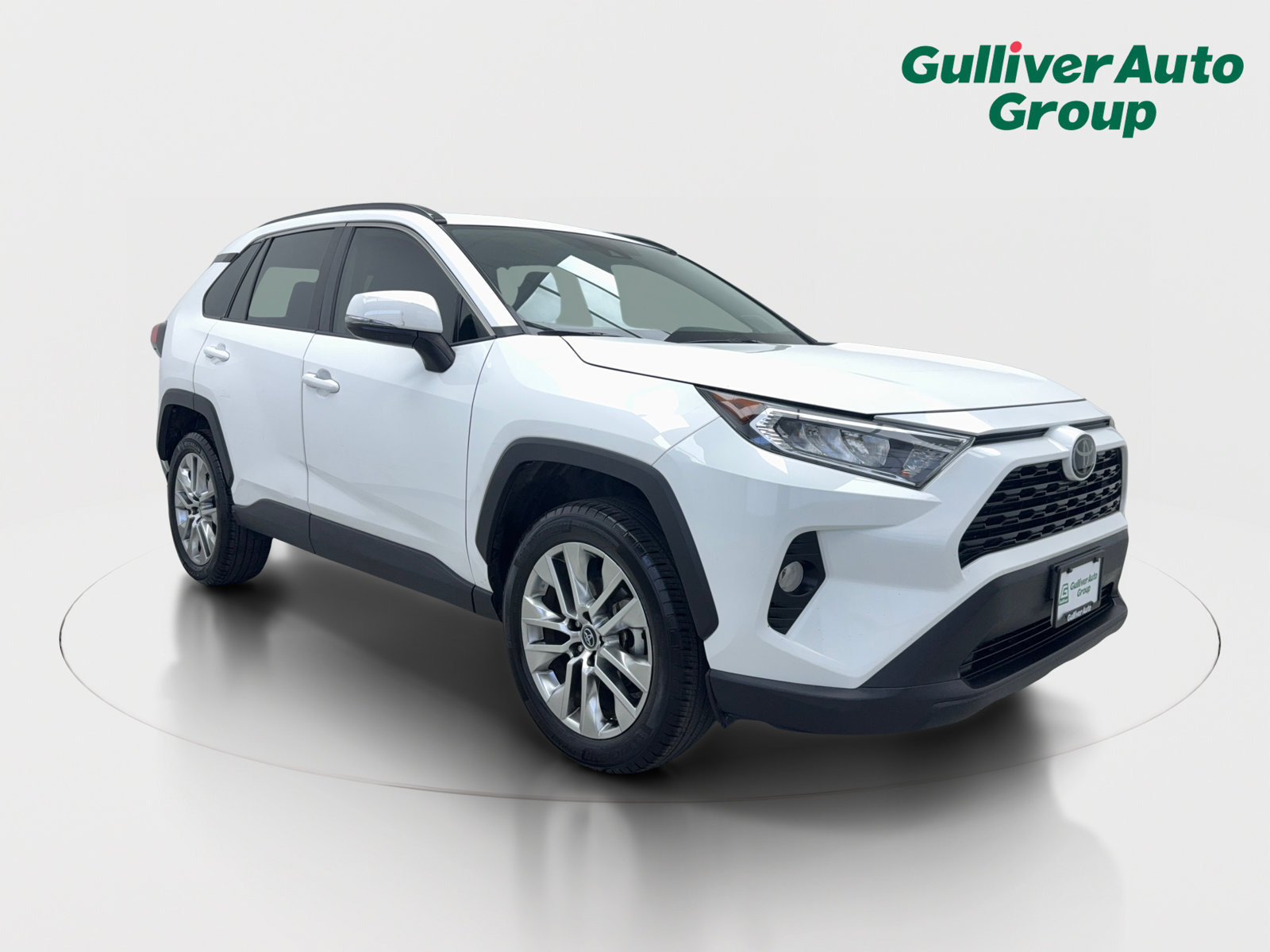Used 2020 Toyota RAV4 XLE Premium FWD image 12