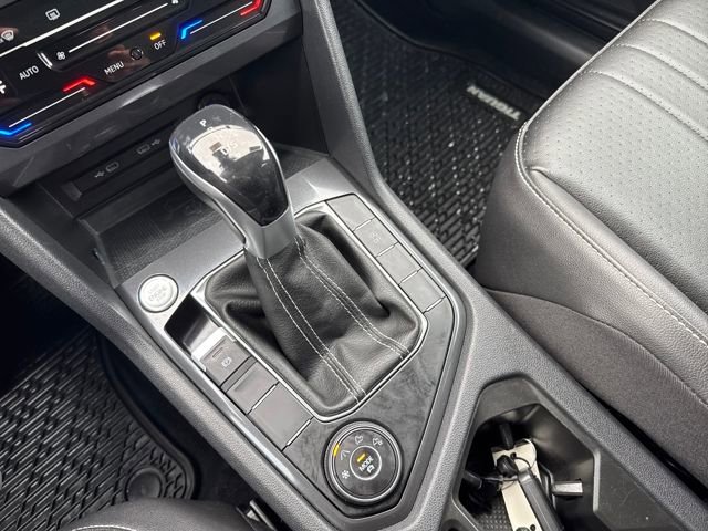 Certified 2022 Volkswagen Tiguan SE w/ Panoramic Sunroof Package image 27