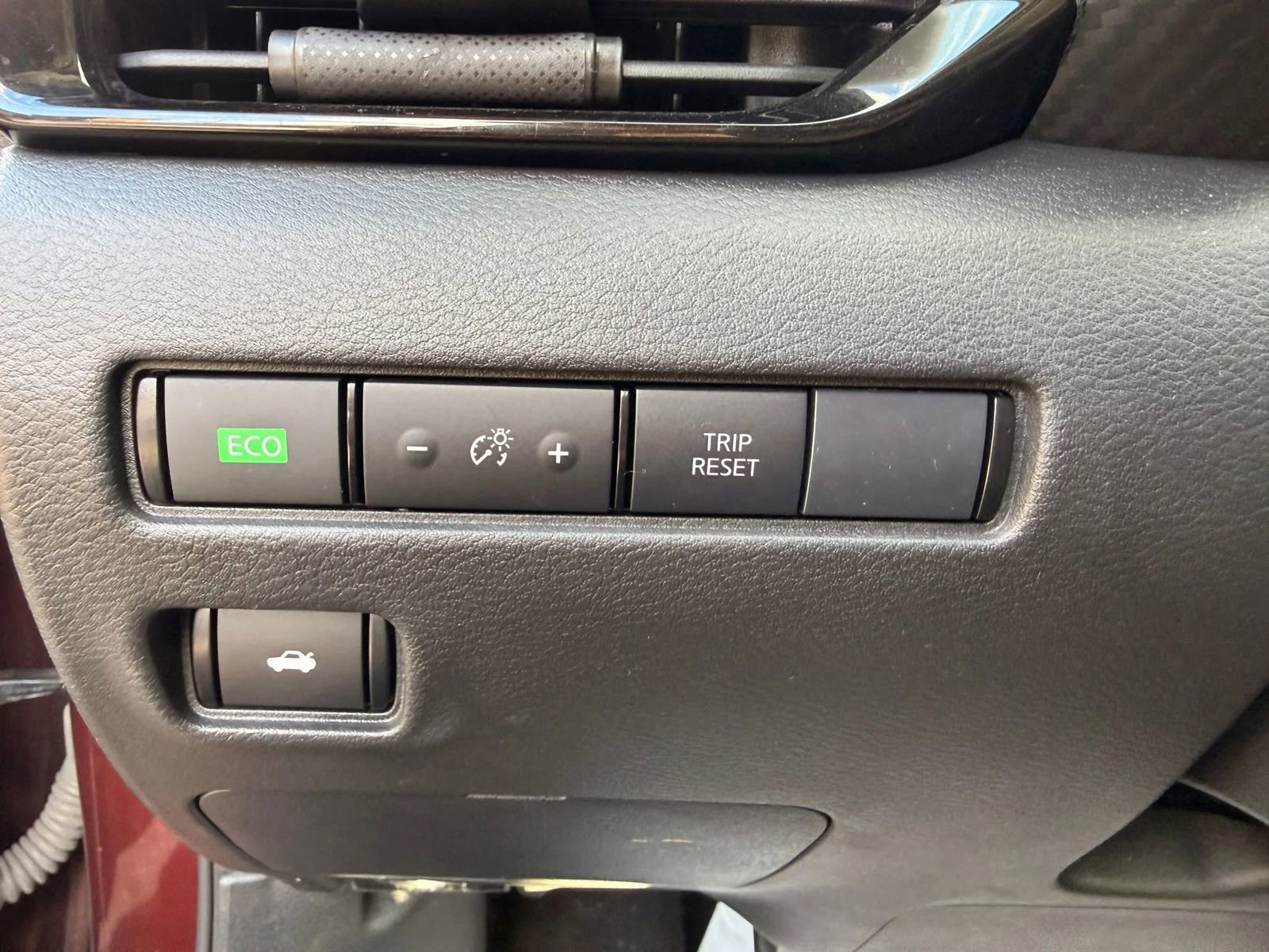 Used 2022 Nissan Sentra SV w/ All-Weather Package image 13