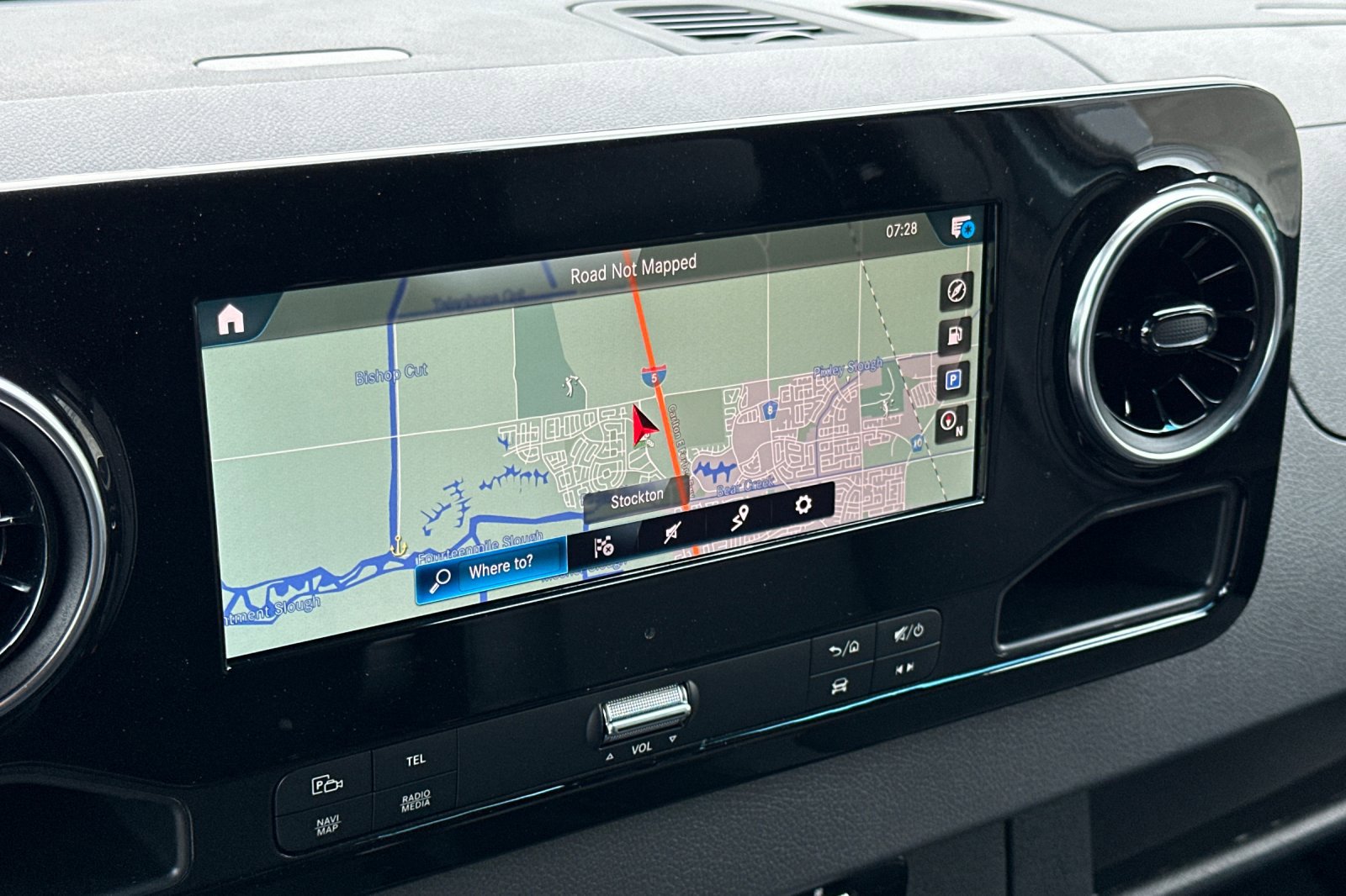 New 2024 Mercedes-Benz Sprinter 2500 image 19