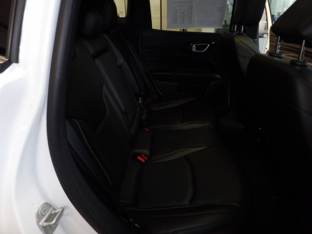 Used 2022 Jeep Compass High Altitude image 18