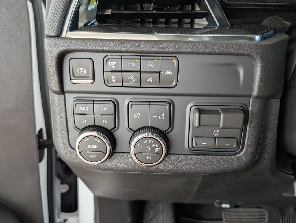 New 2026 Chevrolet Tahoe RST AWD/4WD image 17