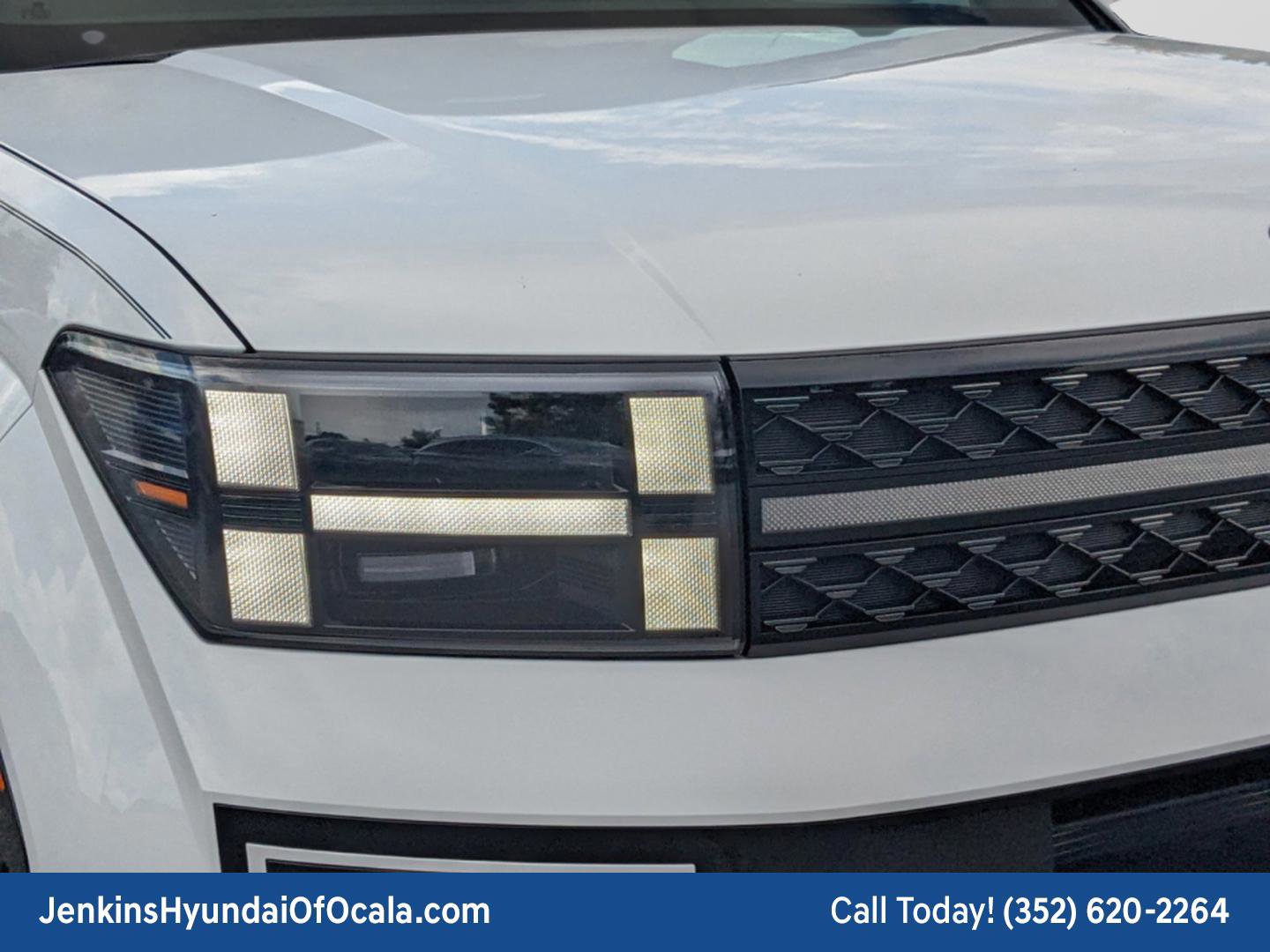 Used 2025 Hyundai Santa Fe Calligraphy image 9