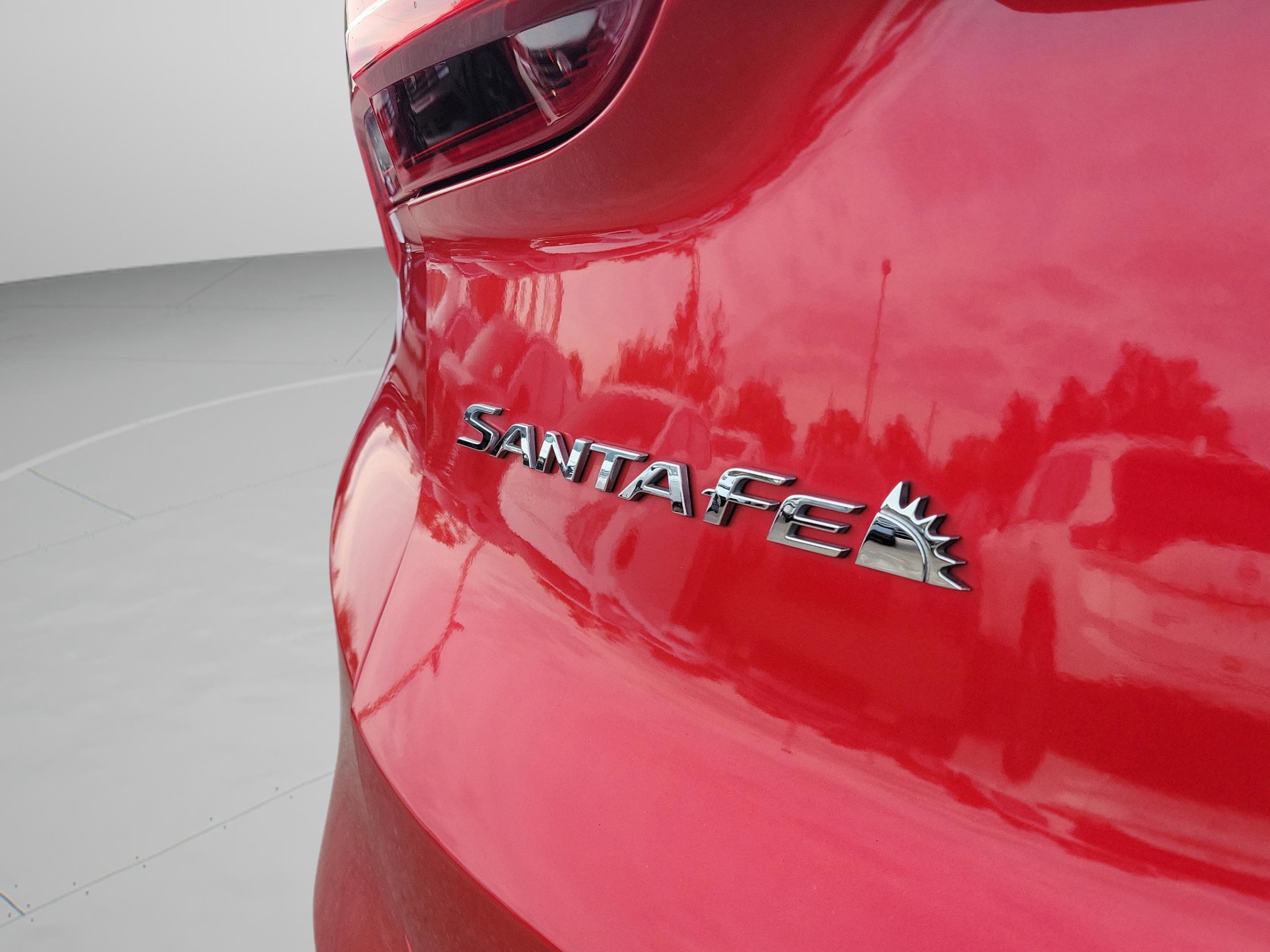 Certified 2023 Hyundai Santa Fe SEL image 6