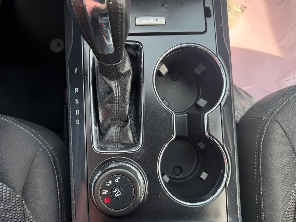 Used 2018 Ford Explorer XLT image 31