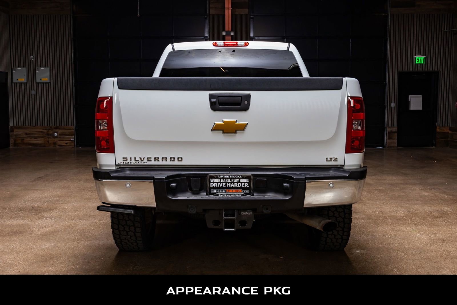 Used 2014 Chevrolet Silverado 2500 LTZ w/ LTZ Plus Package image 7